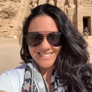 Meet your Posher, Jennifer